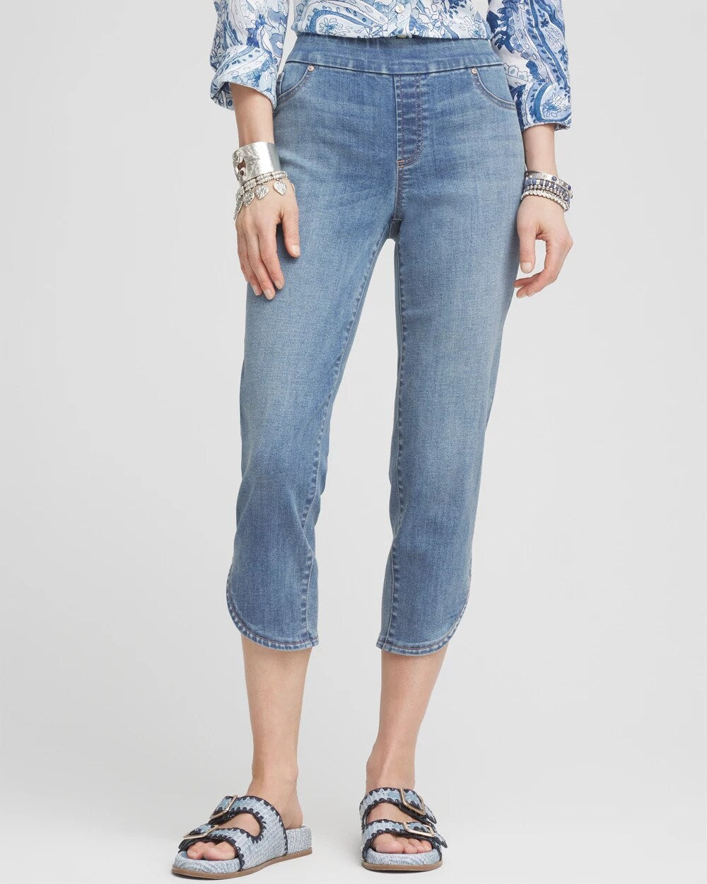Pull-On Dolphin-Hemmed Capri Jeans - Chico's
