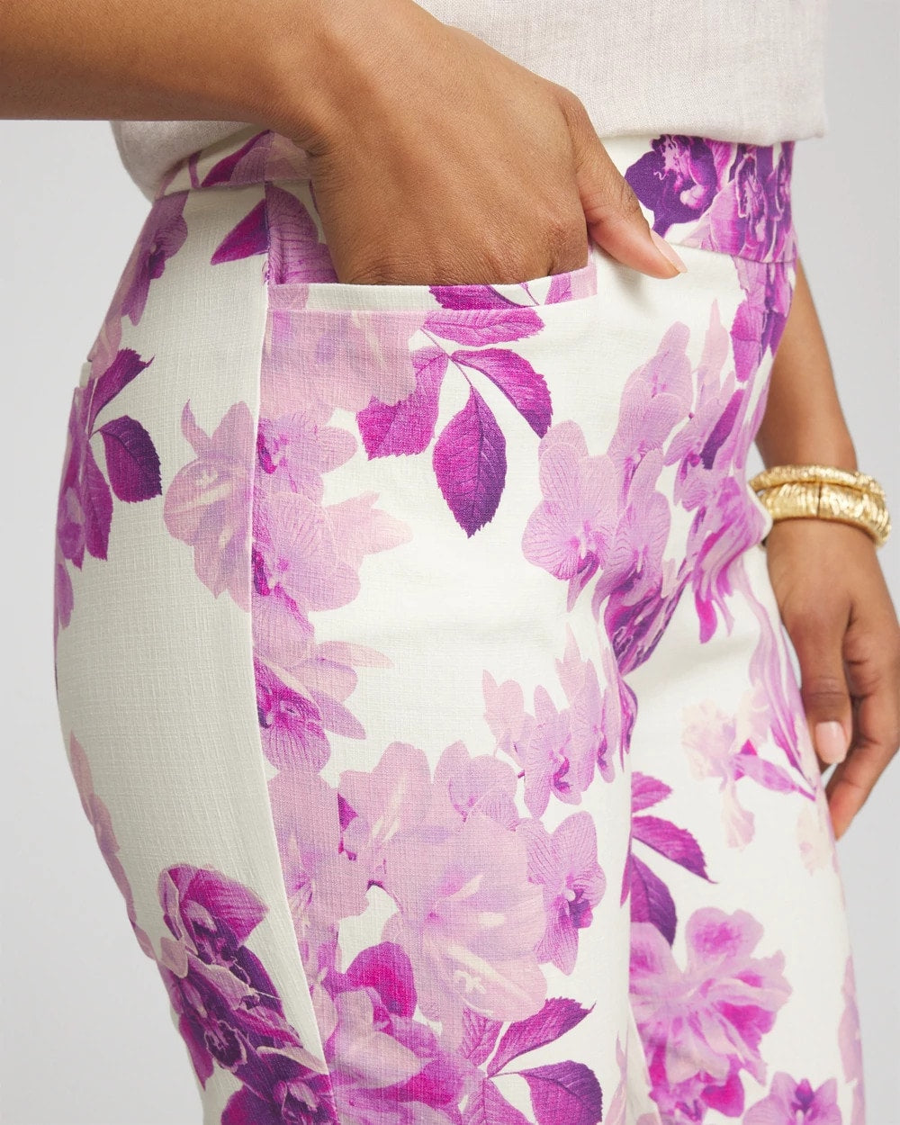 Brigitte™ Floral Pull-On Slim Cropped Pants - Chico's