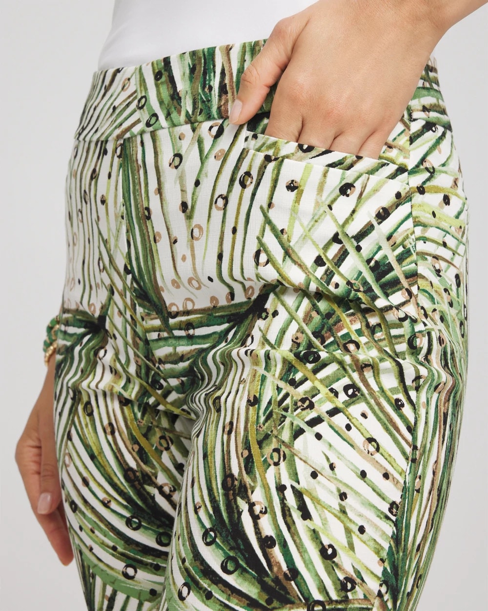 Petite Brigitte™ Slim Ankle Palm-Print Pants - Chico's